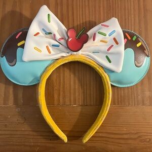 Loungefly Sundae Minnie Ears